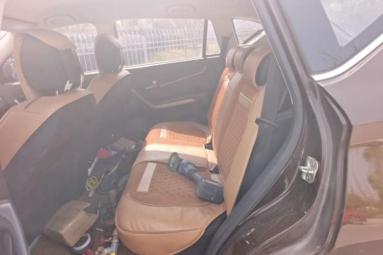 Used Land X5 2016 Plus 1.5T Manual Enjoyment Edition Left Rear Seat