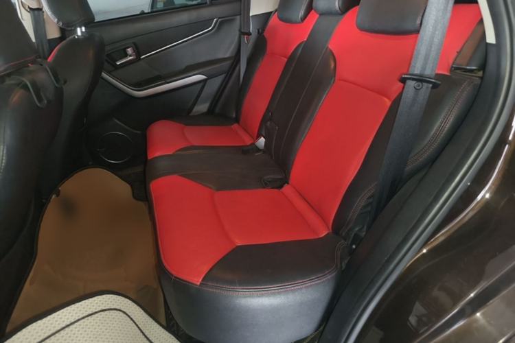 Used Land X5 2016 Plus 1.5T CVT Enjoyment Edition Left Rear Seat