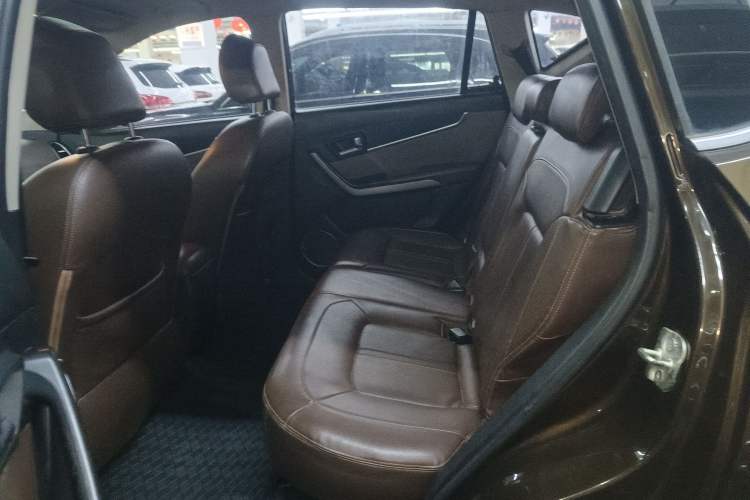 Used Land X5 2016 Plus 1.5T Manual Innovation Edition Left Rear Seat