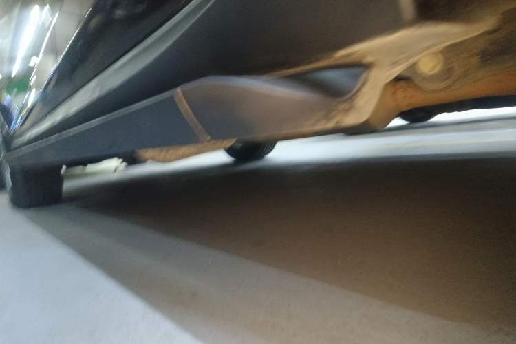 Used Land X5 2016 Plus 1.5T Manual Innovation Edition Left Side Sill