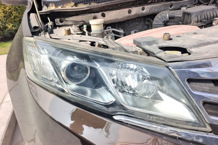 Used Land X5 2016 Plus 1.5T Manual Enjoyment Edition Right Front Headlight