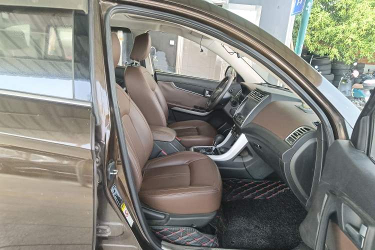 Used Land X5 2016 Plus 1.5T CVT Leading Edition Right Front Seat