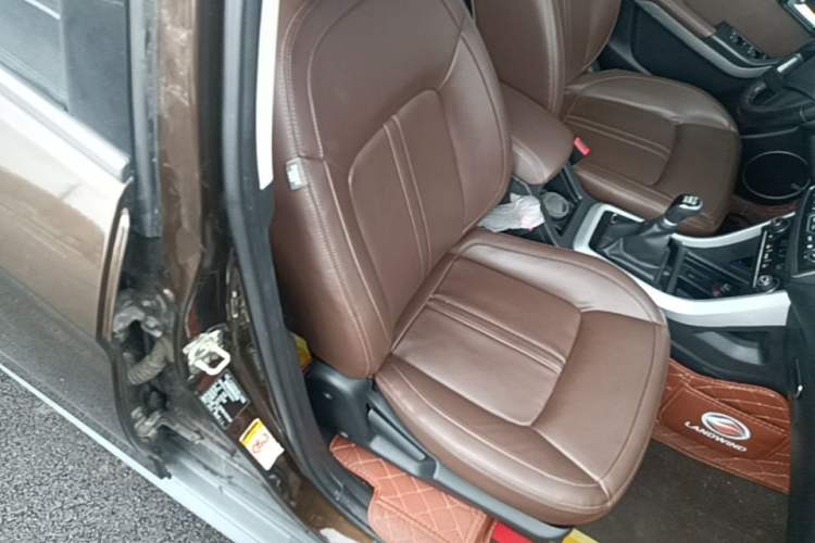 Used Land X5 2016 Plus 1.5T Manual Innovation Edition Right Front Seat