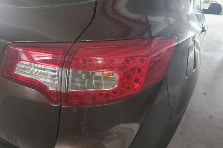 Used Land X5 2016 Plus 1.5T CVT Enjoyment Edition Right Rear Taillight