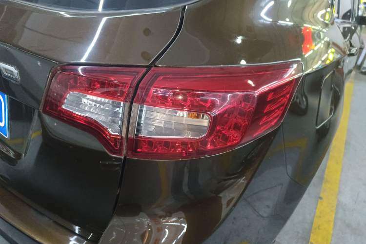 Used Land X5 2016 Plus 1.5T Manual Innovation Edition Right Rear Taillight