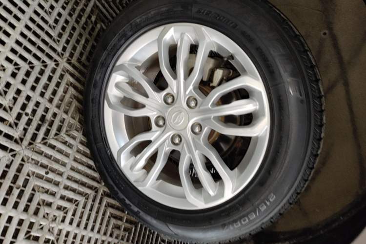 Used Land X5 2016 Plus 1.5T CVT Leading Edition Right Rear Wheel Hub