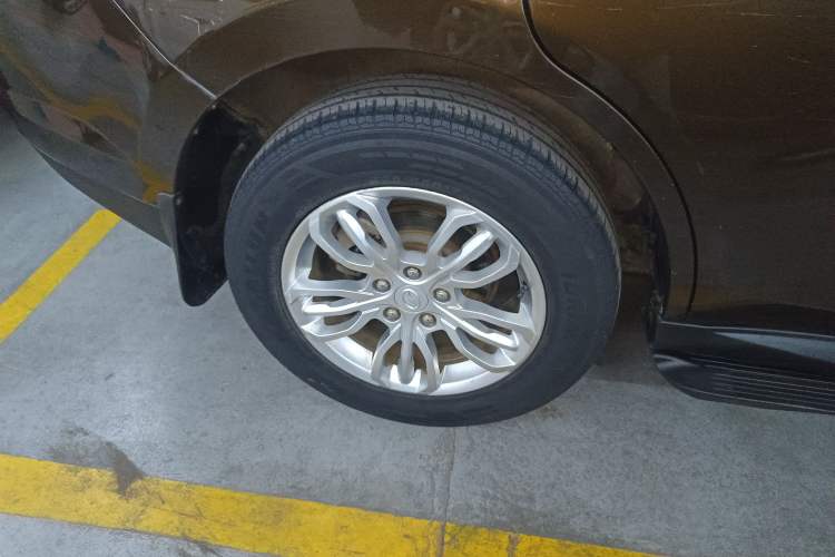 Used Land X5 2016 Plus 1.5T Manual Innovation Edition Right Rear Wheel Hub