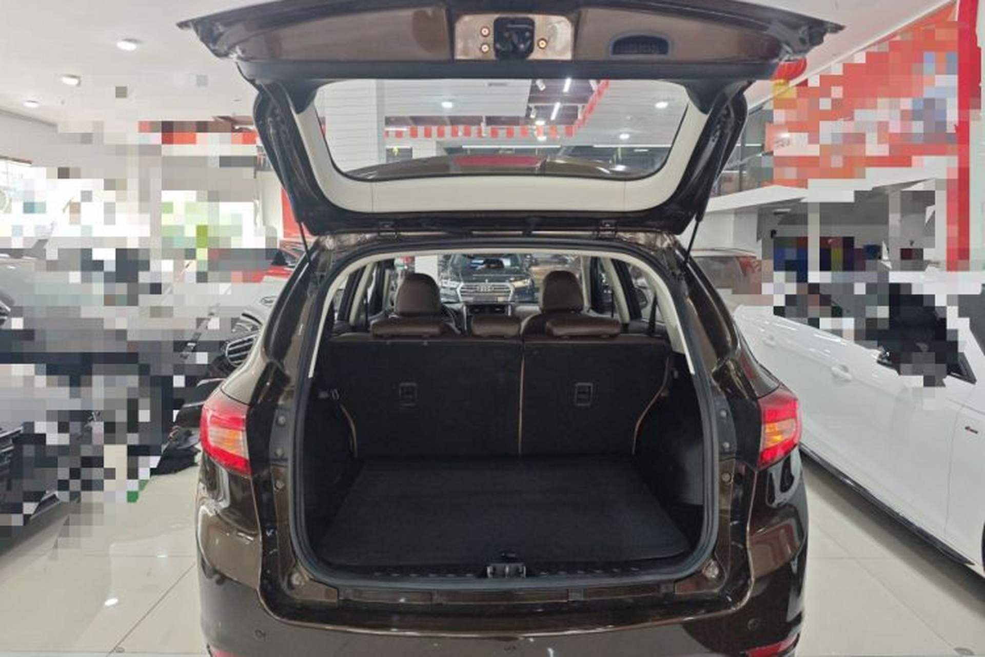 Used Land X5 2016 Plus 1.5T CVT Leading Edition Trunk