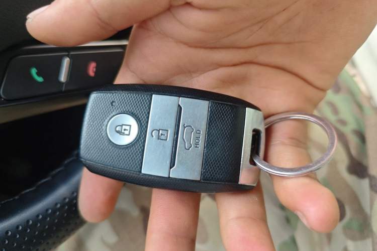 Used Land X5 2016 Plus 1.5T Manual Innovation Edition Vehicle Key