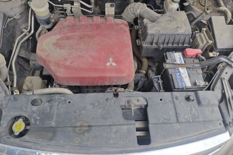 Used Land X5 2016 Plus 1.5T CVT Leading Edition Engine Bay