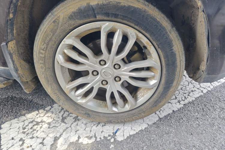 Used Land X5 2016 Plus 1.5T CVT Leading Edition Right Front Wheel Hub