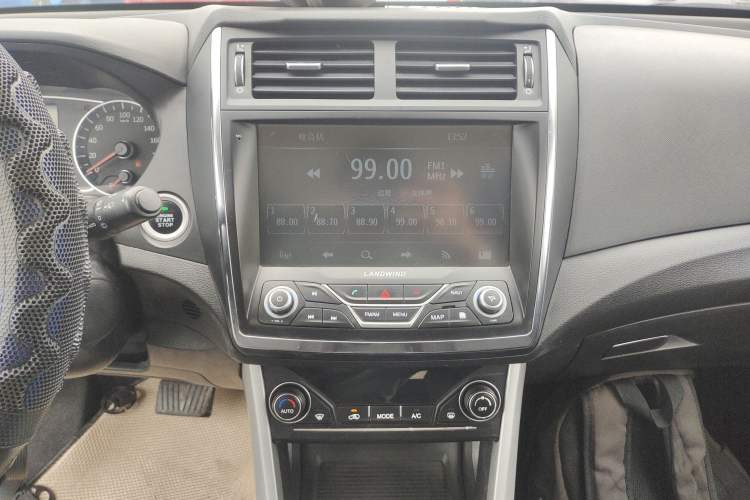 Used Land X5 2016 Plus 1.5T CVT Enjoyment Edition Audio And AC Panel