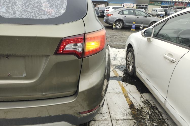 Used Land X5 2016 Plus 1.5T CVT Enjoyment Edition Exterior 6