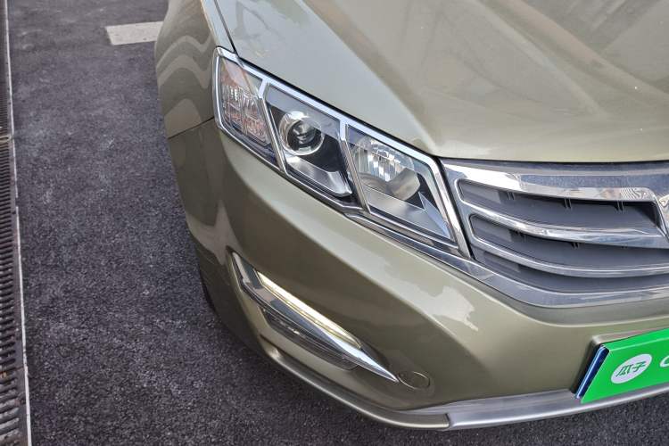 Used Land X5 2016 Plus 1.5T CVT Leading Edition Exterior 6