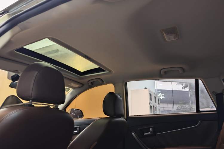 Used Land X5 2016 Plus 1.5T Manual Innovation Edition Headliner