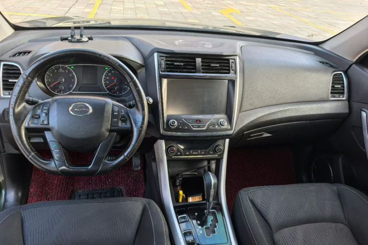 Used Land X5 2016 Plus 1.5T CVT Enjoyment Edition Interior 1
