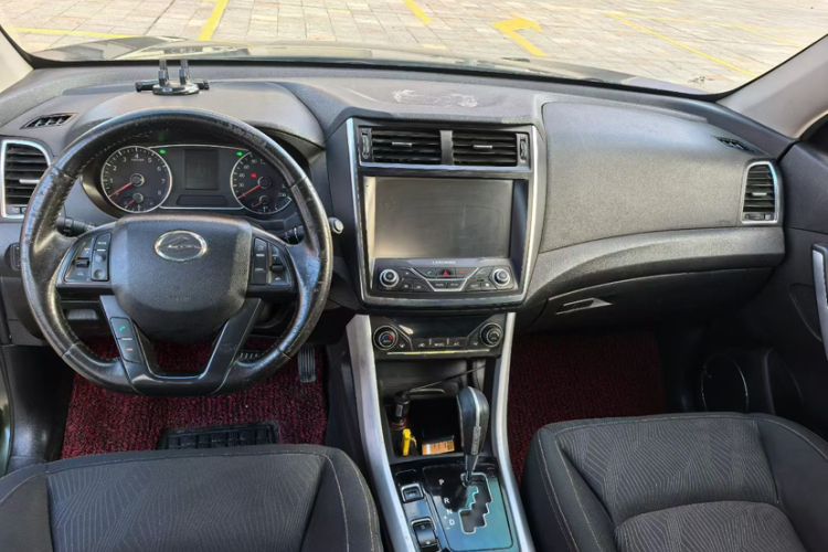 Used Land X5 2016 Plus 1.5T CVT Enjoyment Edition Interior 1