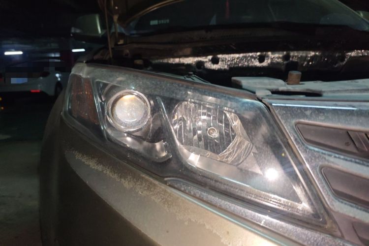 Used Land X5 2016 Plus 2.0T Automatic Enjoyment Edition Right Front Headlight