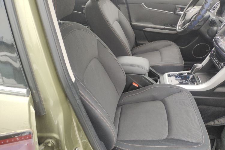 Used Land X5 2016 Plus 1.5T CVT Enjoyment Edition Right Front Seat