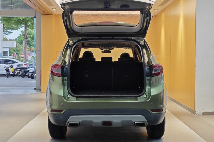Used Land X5 2016 Plus 1.5T Manual Innovation Edition Trunk