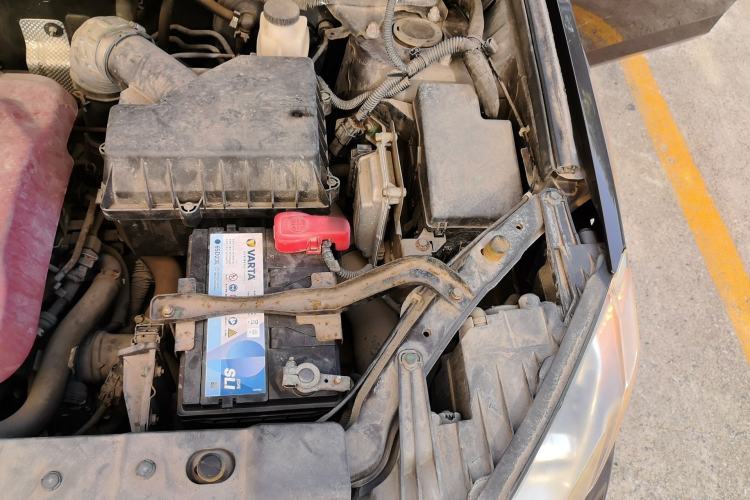 Used Land X5 2016 Plus 1.5T CVT Leading Edition Engine Bay Left