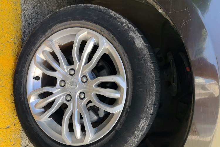 Used Land X5 2016 Plus 1.5T CVT Leading Edition Right Front Wheel Hub