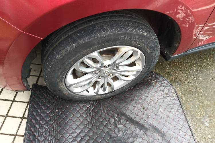 Used Land X5 2016 Plus 1.5T CVT Enjoyment Edition Left Front Wheel Hub