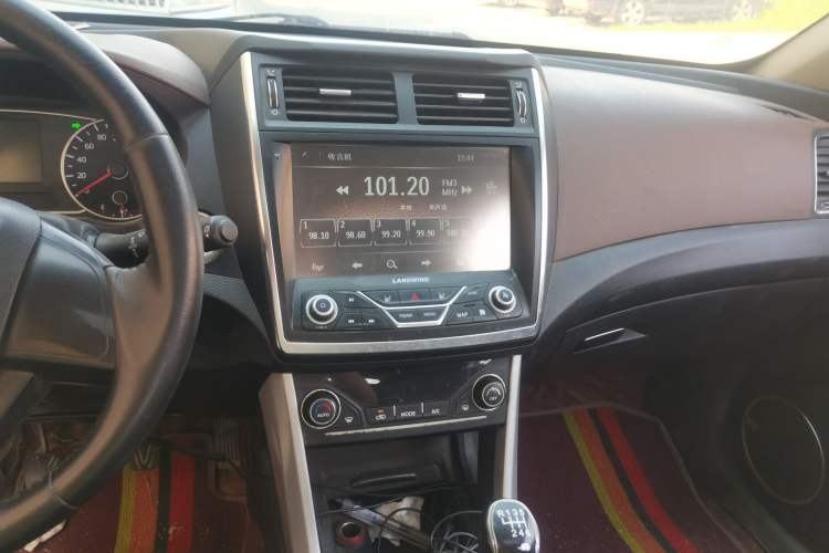 Used Land X5 2016 Plus 1.5T Manual Innovation Edition Audio And AC Panel