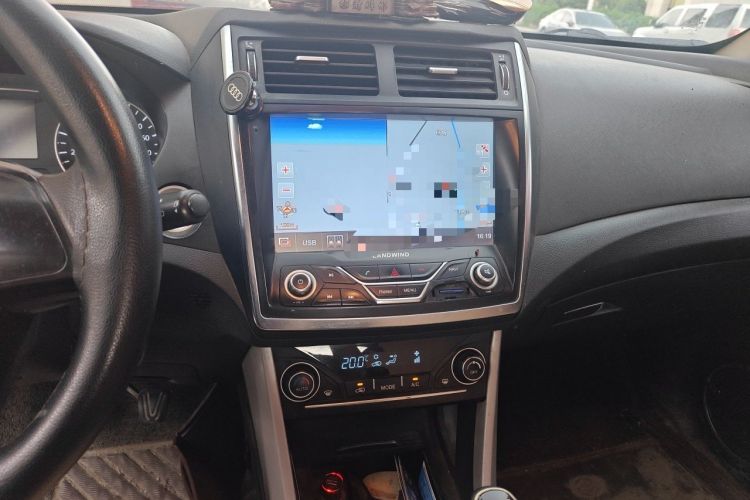 Used Land X5 2016 Plus 1.5T Manual Enjoyment Edition Audio And AC Panel