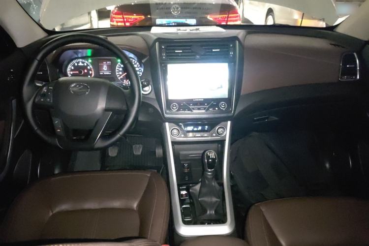 Used Land X5 2016 Plus 1.5T Manual Innovation Edition Center Console