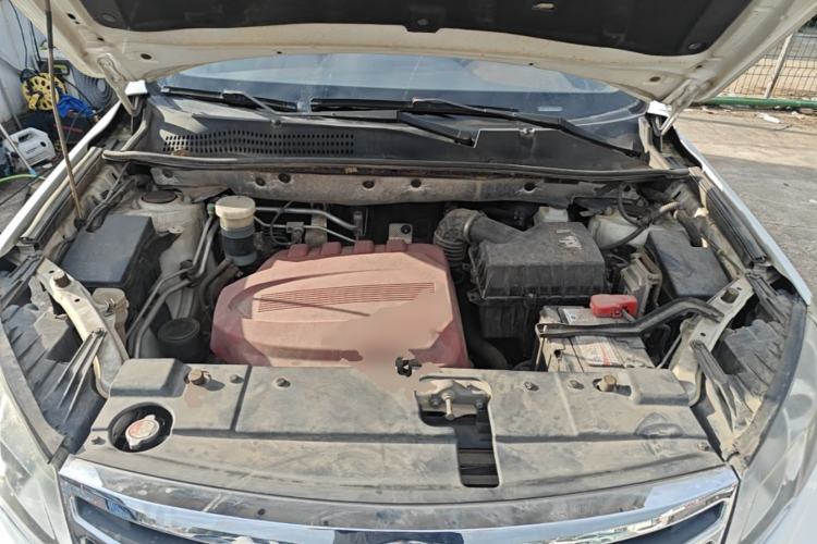 Used Land X5 2016 Plus 1.5T Manual Innovation Edition Engine Bay