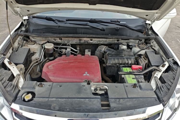 Used Land X5 2016 Plus 1.5T Manual Enjoyment Edition Engine Bay