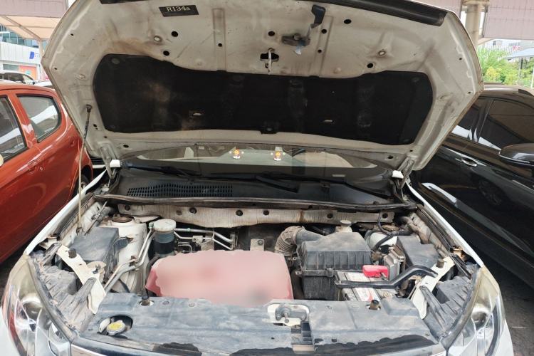 Used Land X5 2016 Plus 1.5T CVT Leading Edition Engine Bay
