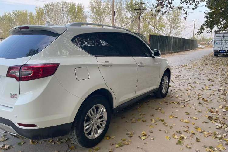 Used Land X5 2016 Plus 2.0T Automatic Innovation Edition Exterior 5