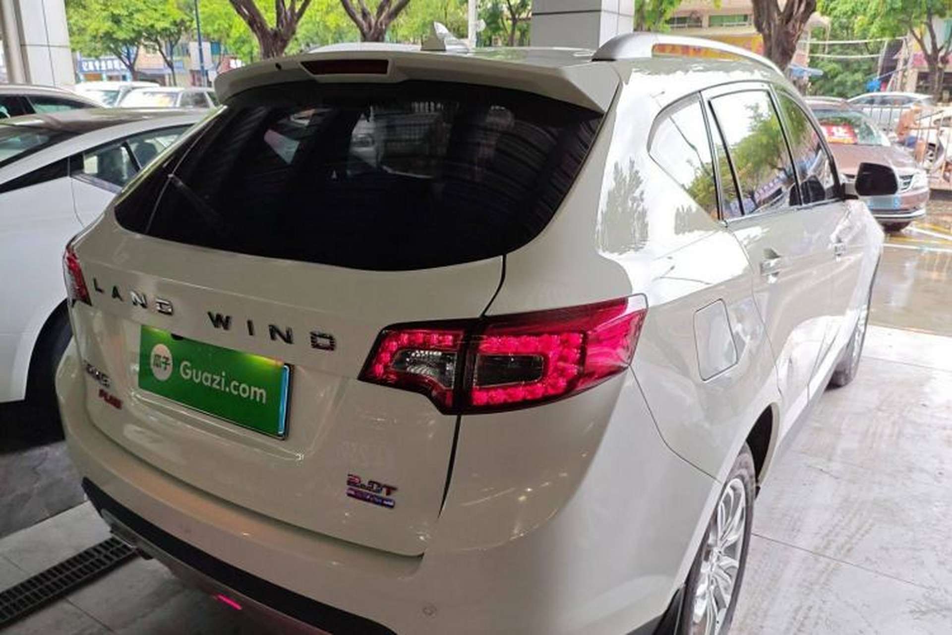 Used Land X5 2016 Plus 2.0T Automatic Innovation Edition Exterior 5