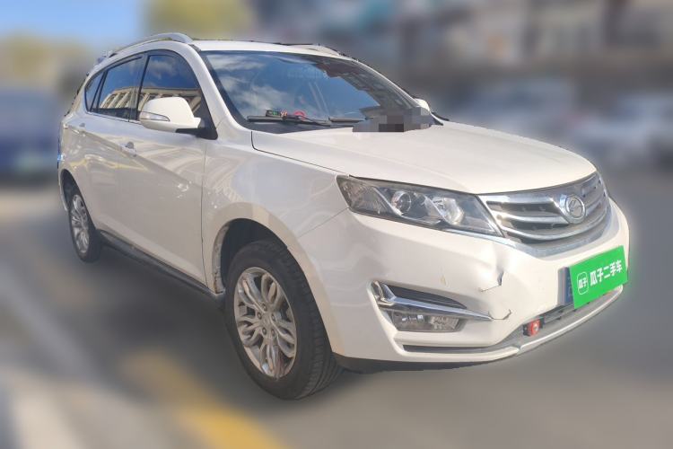 Used Land X5 2016 Plus 1.5T CVT Enjoyment Edition Front Right 45 Deg