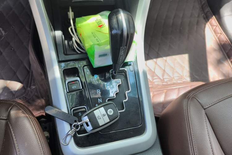 Used Land X5 2016 Plus 1.5T CVT Leading Edition Gear Lever