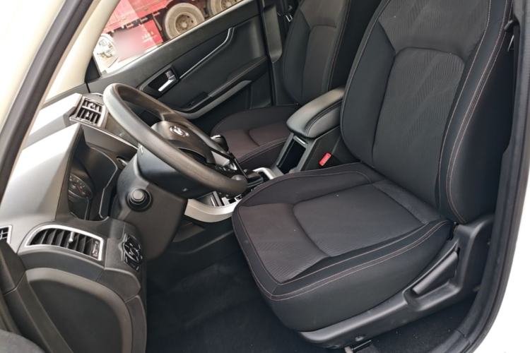 Used Land X5 2016 Plus 1.5T Manual Enjoyment Edition Left Front Seat