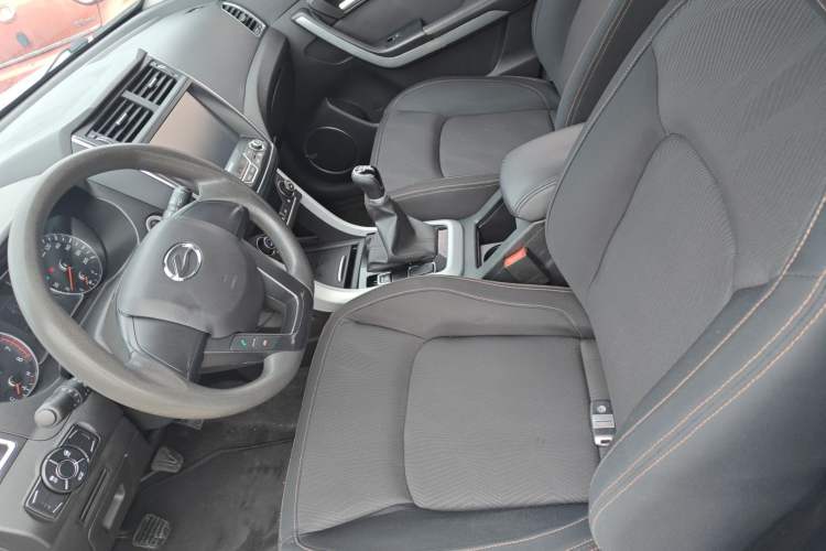 Used Land X5 2016 Plus 1.5T Manual Enjoyment Edition Left Front Seat