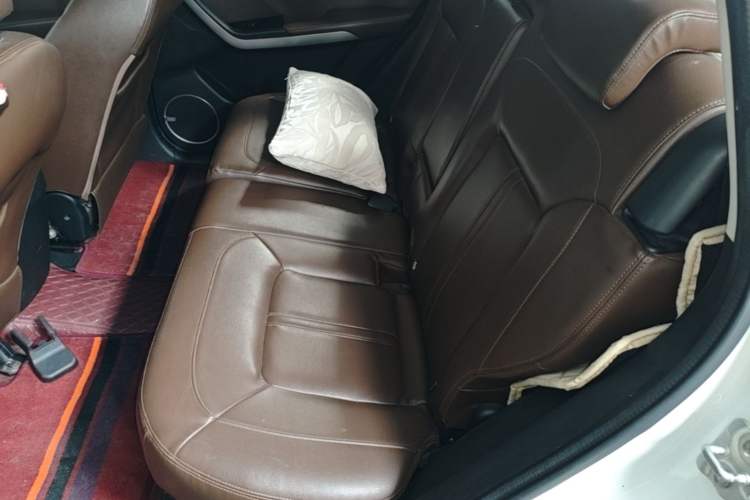 Used Land X5 2016 Plus 1.5T CVT Leading Edition Left Rear Seat