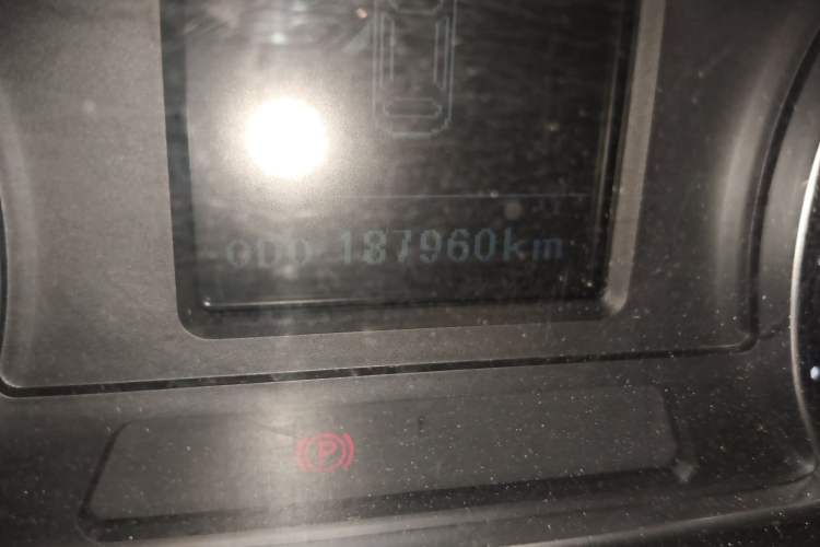 Used Land X5 2016 Plus 1.5T CVT Leading Edition Odometer Close Up