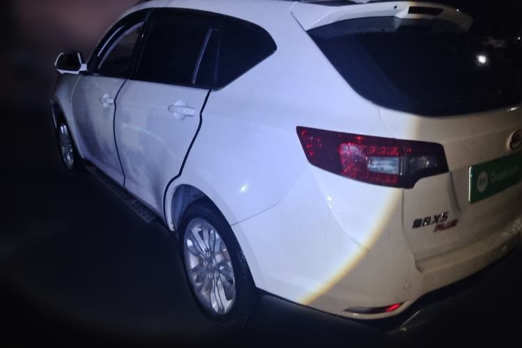 Used Land X5 2016 Plus 1.5T CVT Leading Edition Rear Left 45 Deg