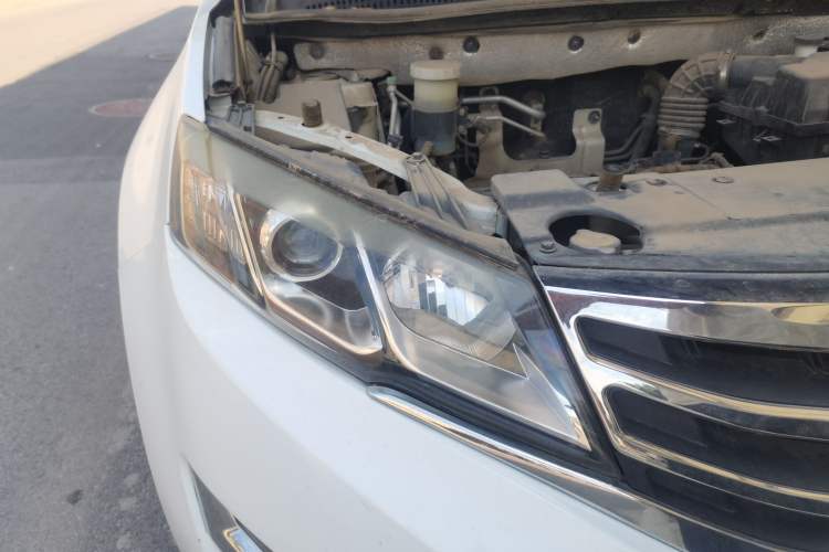 Used Land X5 2016 Plus 1.5T Manual Innovation Edition Right Front Headlight