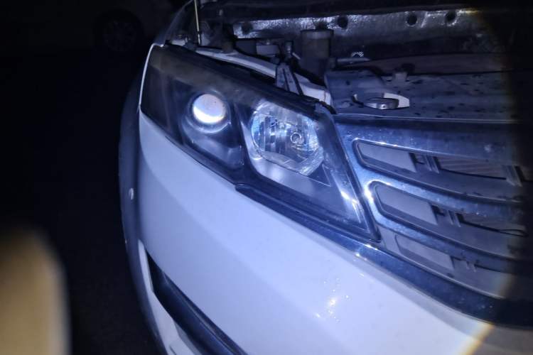 Used Land X5 2016 Plus 1.5T CVT Leading Edition Right Front Headlight