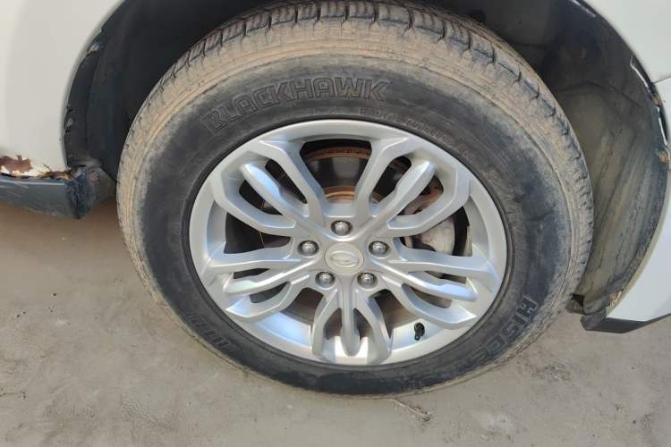 Used Land X5 2016 Plus 1.5T Manual Innovation Edition Right Front Wheel Hub