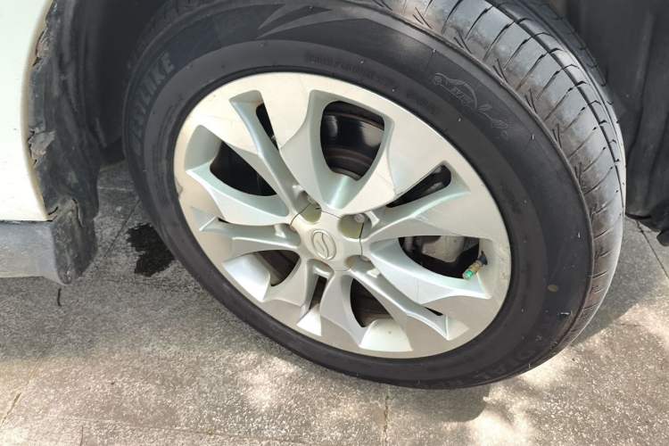 Used Land X5 2016 Plus 1.5T CVT Leading Edition Right Front Wheel Hub
