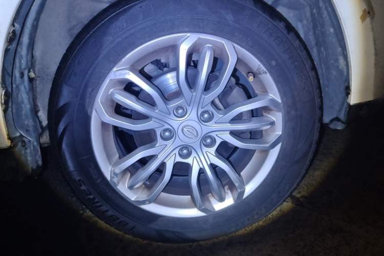 Used Land X5 2016 Plus 1.5T CVT Leading Edition Right Front Wheel Hub