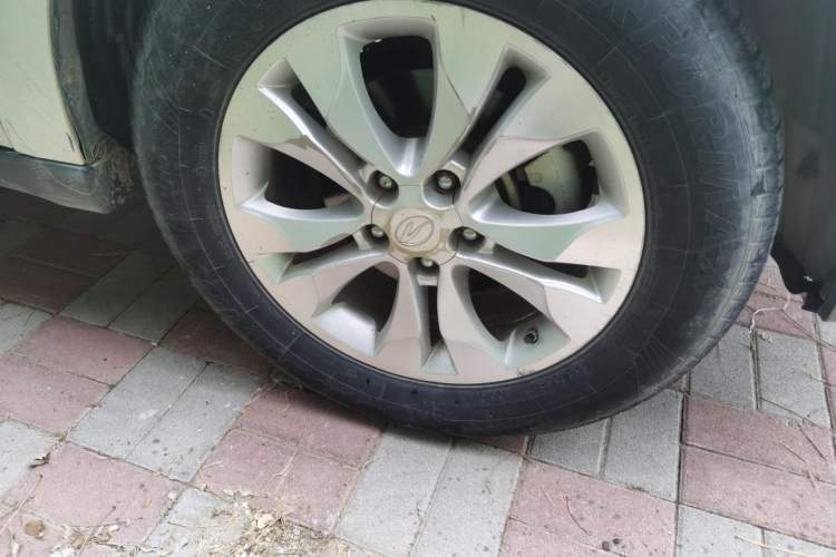 Used Land X5 2016 Plus 2.0T Manual Enjoyment Edition Right Front Wheel Hub