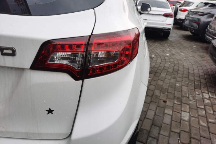 Used Land X5 2016 Plus 1.5T CVT Leading Edition Right Rear Taillight