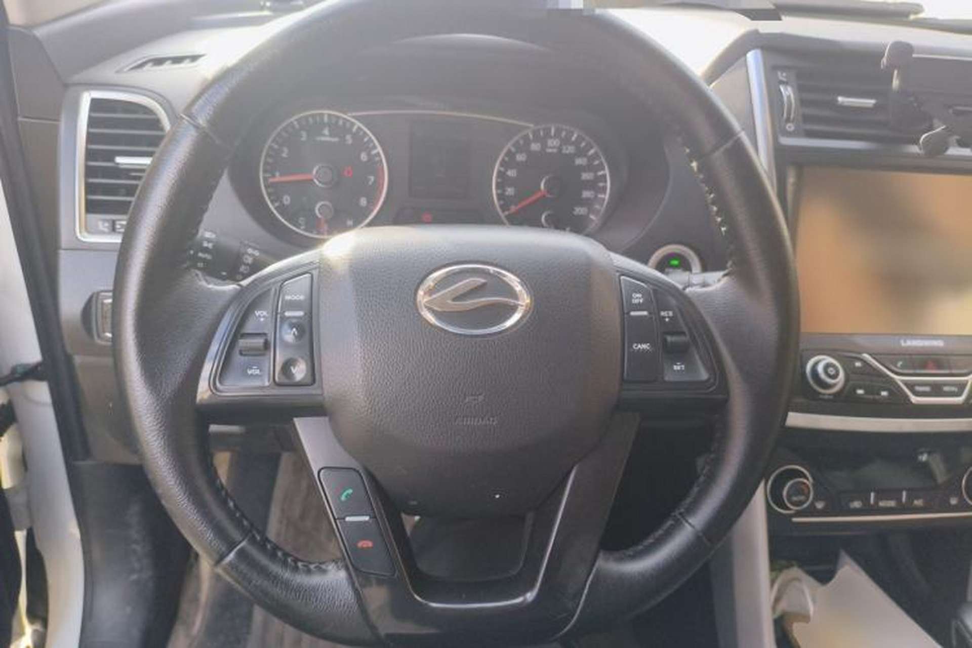 Used Land X5 2016 Plus 1.5T CVT Enjoyment Edition Steering Wheel